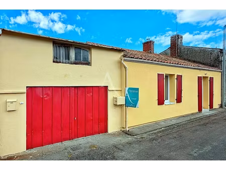 location maison 3 pièces 59 m² à chaillé-les-marais (85450)  665 €