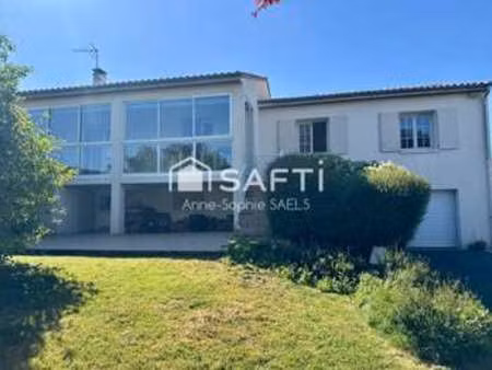 vente maison à bessines (79000) : à vendre / 142m² bessines