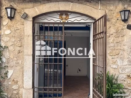 local commercial 28 m²