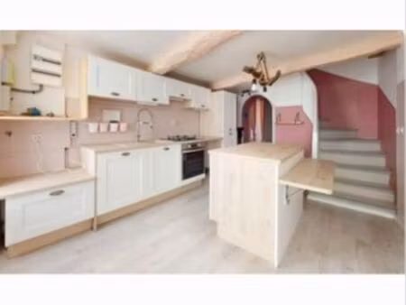 gonfaron maisonde village meublee -4 chambres