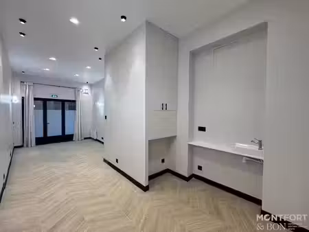 location locaux professionnels 0 pièces 25 m² à paris 7ème (75007)  1 150 €