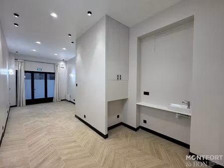 location locaux professionnels 0 pièces 25 m² à paris 7ème (75007)  1 300 €