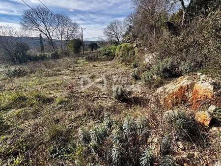 terrain 472 m² montfort-sur-argens