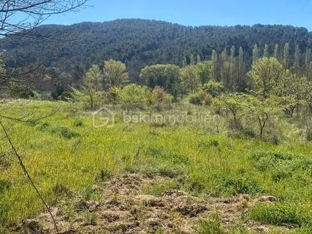 terrain 3 166 m² salernes