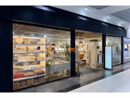 location locaux professionnels 132 m² à cholet (49300)  2 500 €