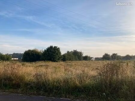 terrain 1 895 m² crepy