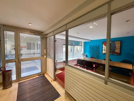 location locaux professionnels 9 pièces 237 m² à paris 15ème (75015)  8 329 €