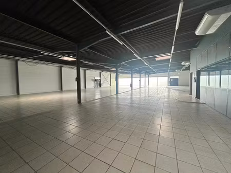 location locaux professionnels 803 m² à montceau-les-mines (71300)  3 500 €