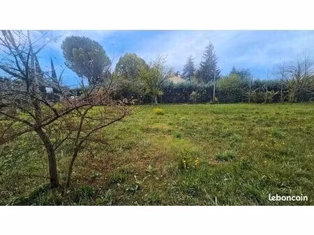 terrain 836 m² nans-les-pins