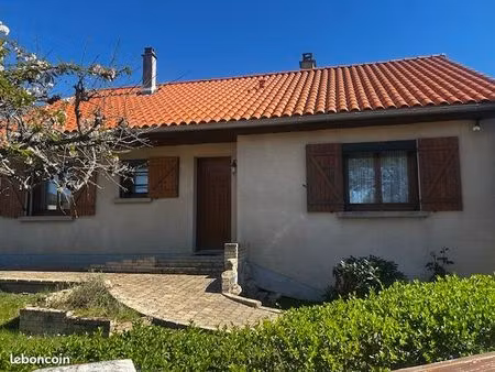 villa indépendante de plain-pied sur sous-sol hauteurs vichy