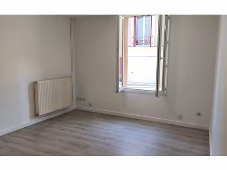 location appartement  m² t-1 à la ferté-sous-jouarre  560 €