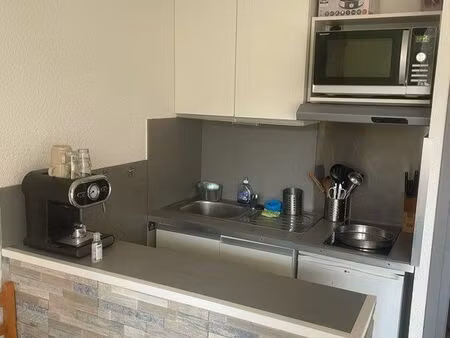 studio 4 places entièrement refait au sauze