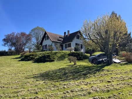 maison avec vue imprenable sur le morvan