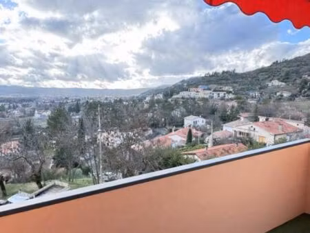 appartement avec vue panoramique très ensoleillé