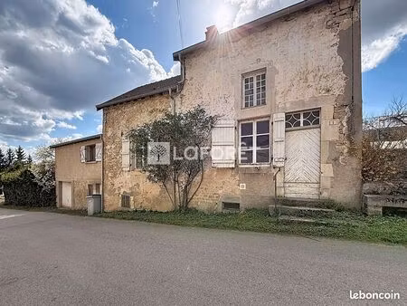 maison de village 2 pièces 80 m²