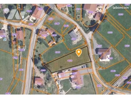 terrain 1630 m² les poulieres