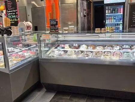 fonds de commerce 95 m² saint-raphaël