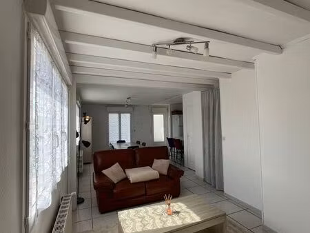 joli pavillon à véron