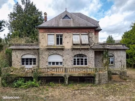 maison 13 pièces 230 m²