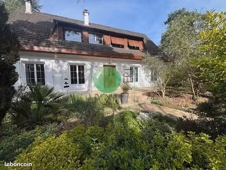 maison 7 pièces 160 m²