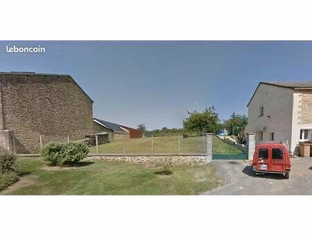 terrain 1226 m² harcy