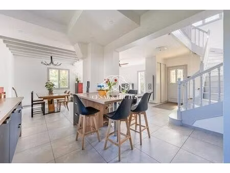 maison de 6 chambres de luxe en vente à meyzieu  auvergne-rhône-alpes