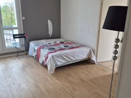 villepreux a vendre appartement t2 46.53 m2 avec balcon