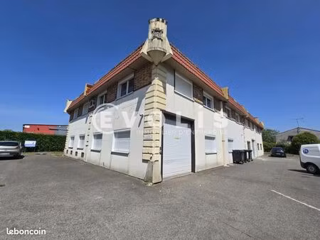 local d'activité 456 m²