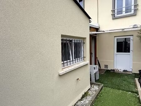 maison 3 pièces de 53 55 m² proche quai de seine