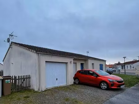 location maison à toutlemonde (49360) : à louer / 9m² toutlemonde