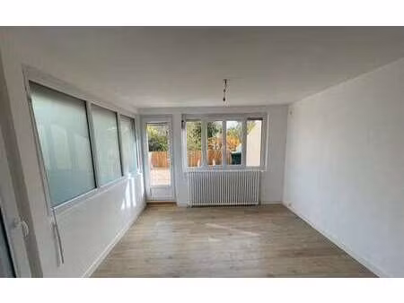 location maison à blaye (33390) : à louer / 75m² blaye