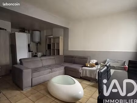 studio 1 pièce 29 m²