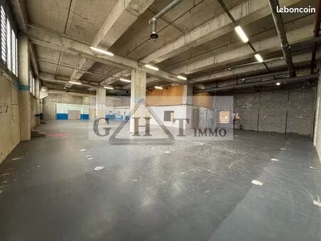 local industriel 1 332 m²