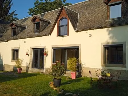 ensemble maisons + appartement