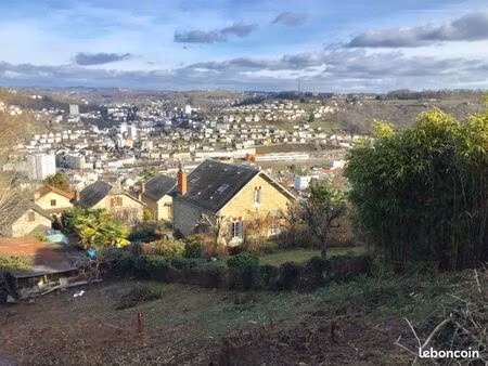 terrain constructible de 1050m - à saisir urgent