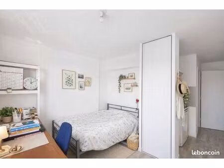 studio 1 pièce 22 m²