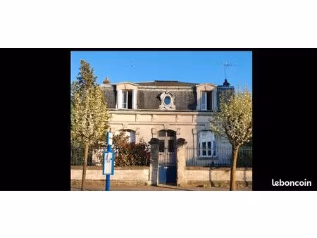 maison de maître 5 min de soissons