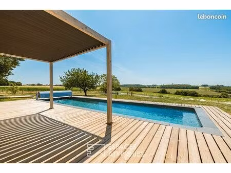 maison 5 pièces 202 m²