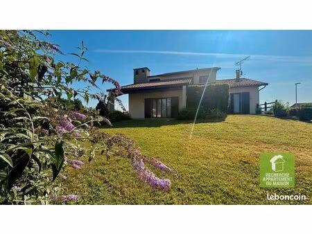 maison 7 pièces 156 m²