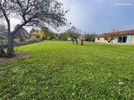 terrain 400 m² montbrison