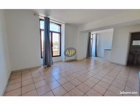 studio 1 pièce 25 m²