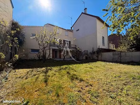 maison 7 pièces 100 m²