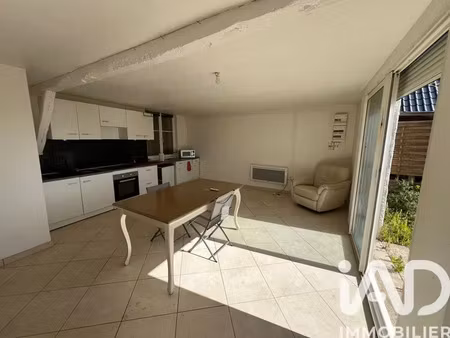 immeuble à bois-le-roi (27220)