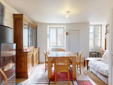 appartement en duplex 4 pièces de 88 m2 + 220m2 d'extérieur - dernier étage