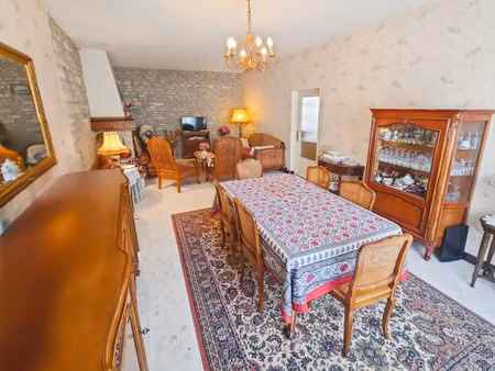 vente maison 5 pièces 158 m² à angerville (91670)  180 000 €
