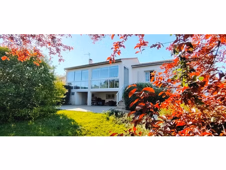 maison à vendre 6 pièces bessines (79)