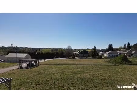 beau terrain viabilisé à ceignac