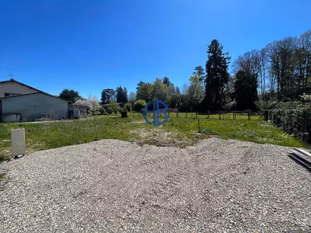 terrain viabilisé 387 m2 emplacement idéal