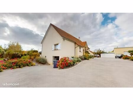 maison 6 pièces 138 m²