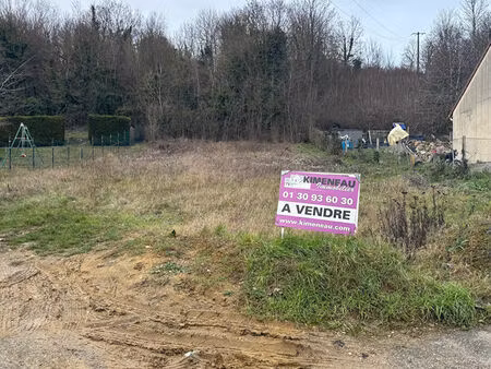 terrain juziers 828 m2